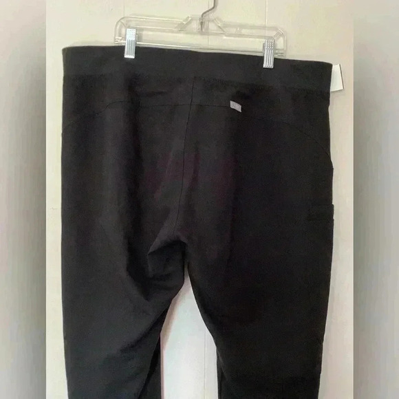 FIGS women’s black jogger scrub pants Size 3XL medical uniform scrubs - Picture 5 of 8